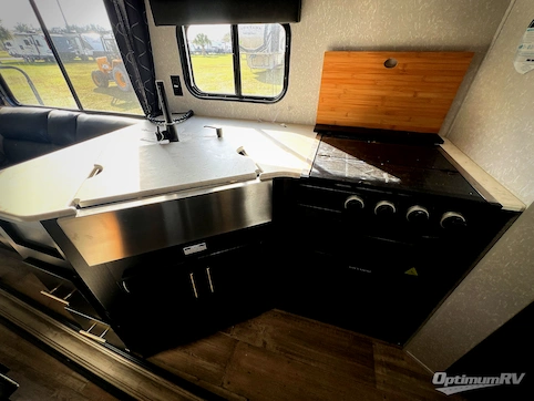 2022 Forest River Cherokee Grey Wolf 26BRB RV Photo 3