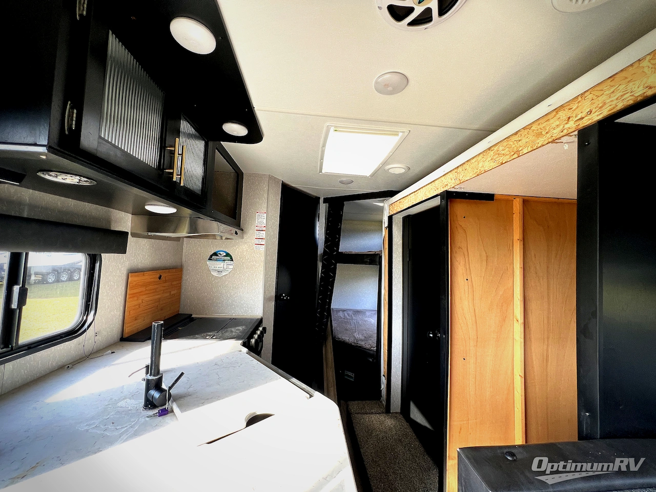 2022 Forest River Cherokee Grey Wolf 26BRB Photo 8