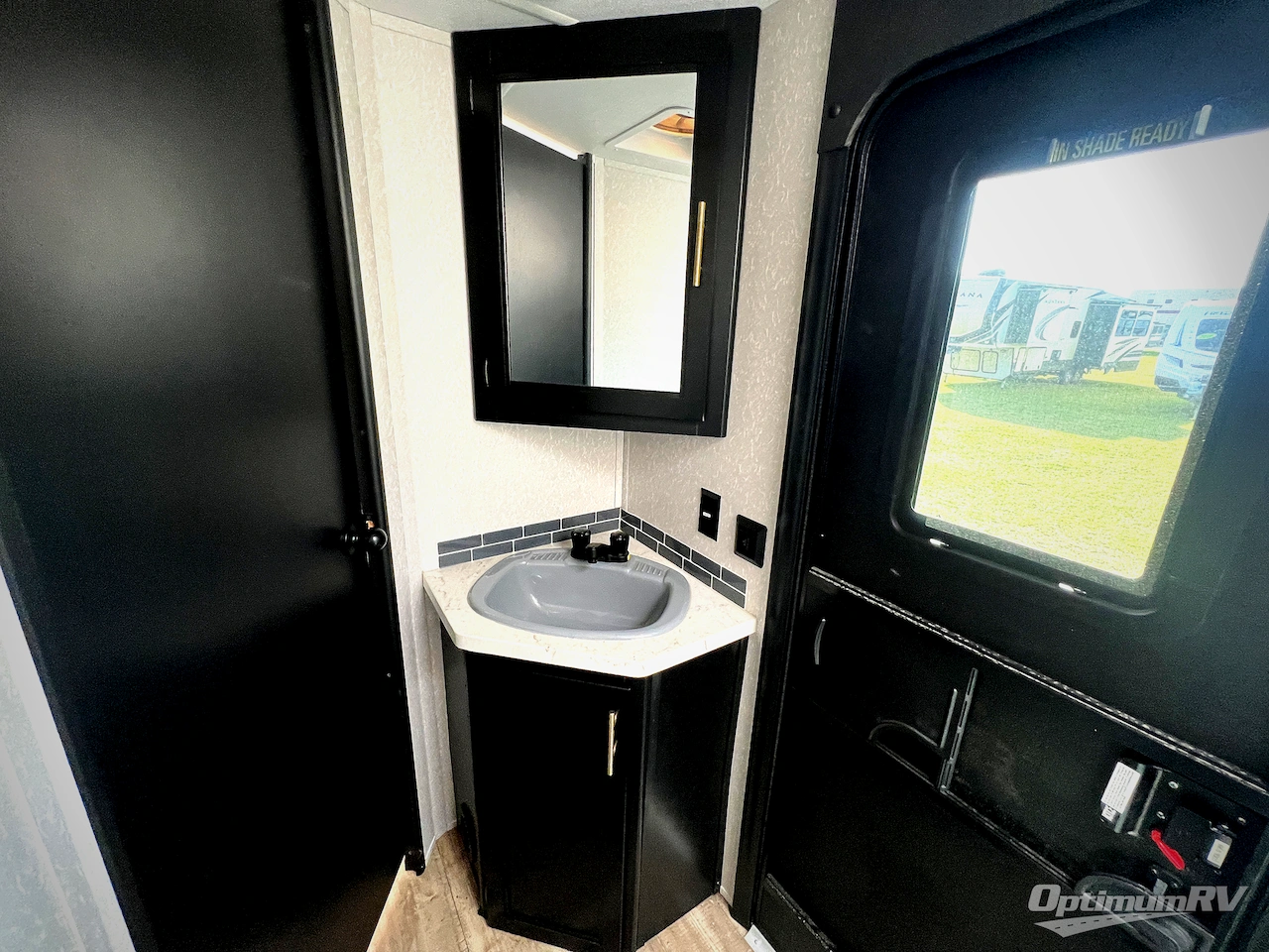 2022 Forest River Cherokee Grey Wolf 26BRB Photo 16