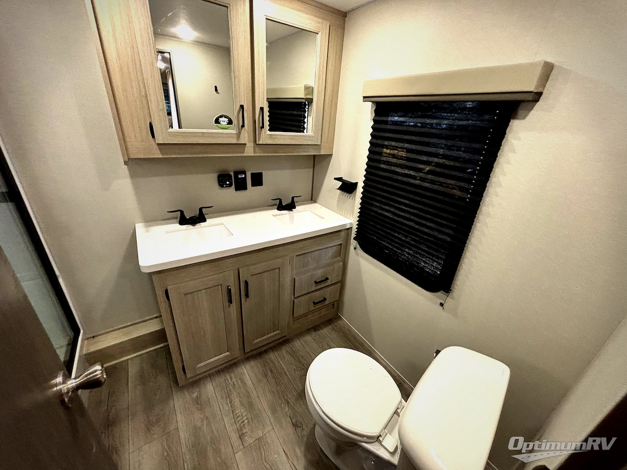 2026 Coachmen Catalina Destination Series 43CONDO Photo 8