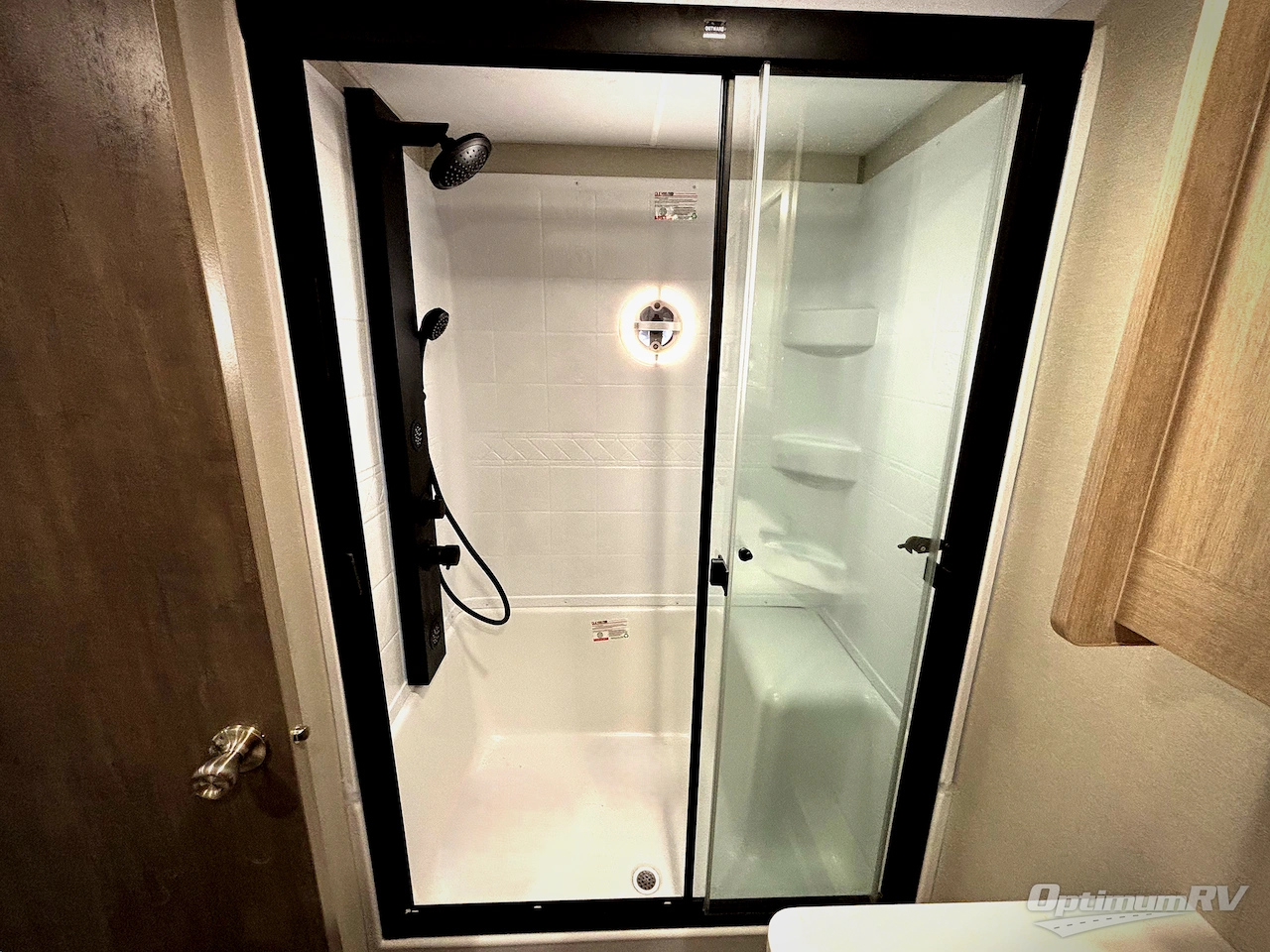 2026 Coachmen Catalina Destination Series 43CONDO Photo 9