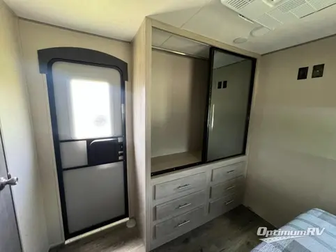 2023 Coachmen Catalina Legacy 263FKDS RV Photo 3