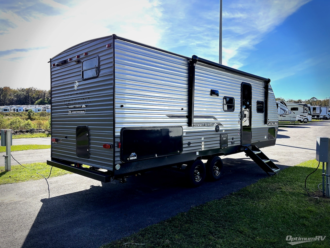 2026 Coachmen Catalina Summit Series 8 231BHS Photo 2