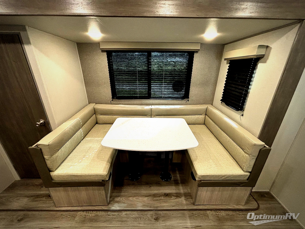 2026 Coachmen Catalina Summit Series 8 231BHS Photo 9