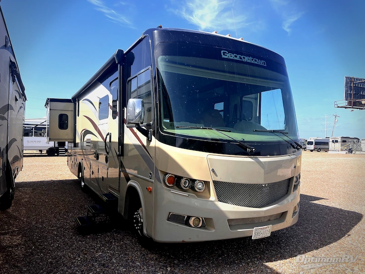 2019 Forest River Georgetown 5 Series 31L5 RV Photo 1