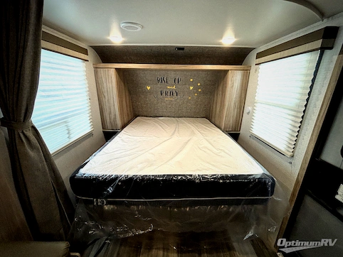 2022 Winnebago Towables Micro Minnie 2306BHS RV Photo 3