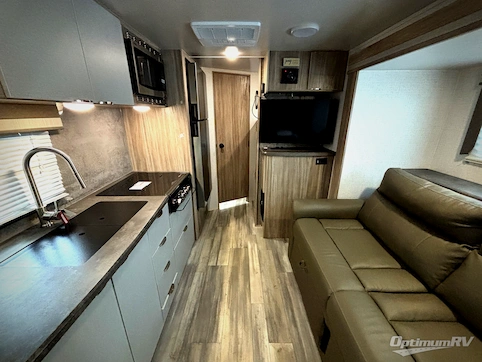 2022 Winnebago Towables Micro Minnie 2306BHS RV Photo 2