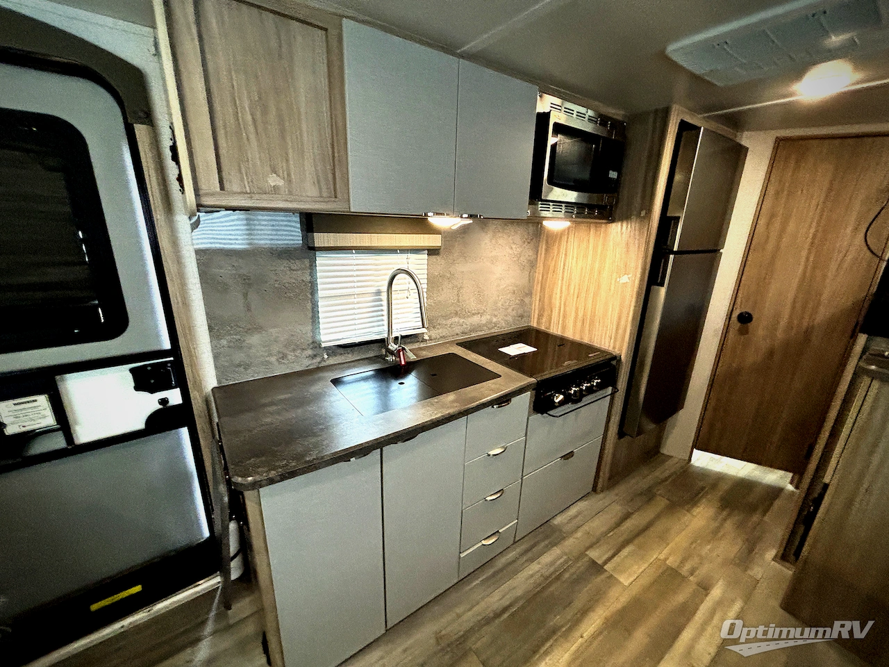 2022 Winnebago Towables Micro Minnie 2306BHS Photo 8