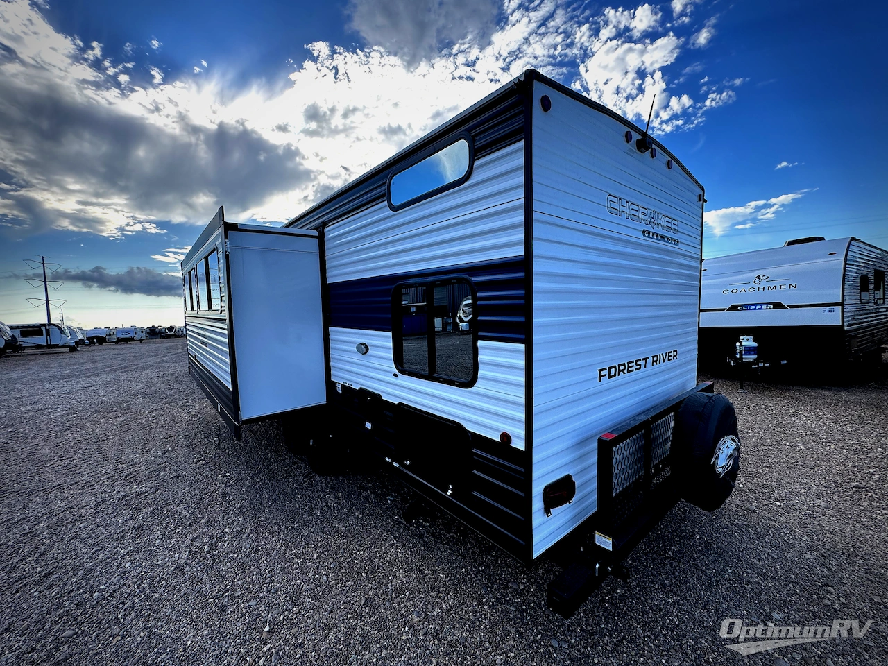 2026 Forest River Cherokee Grey Wolf 26DBH Photo 2