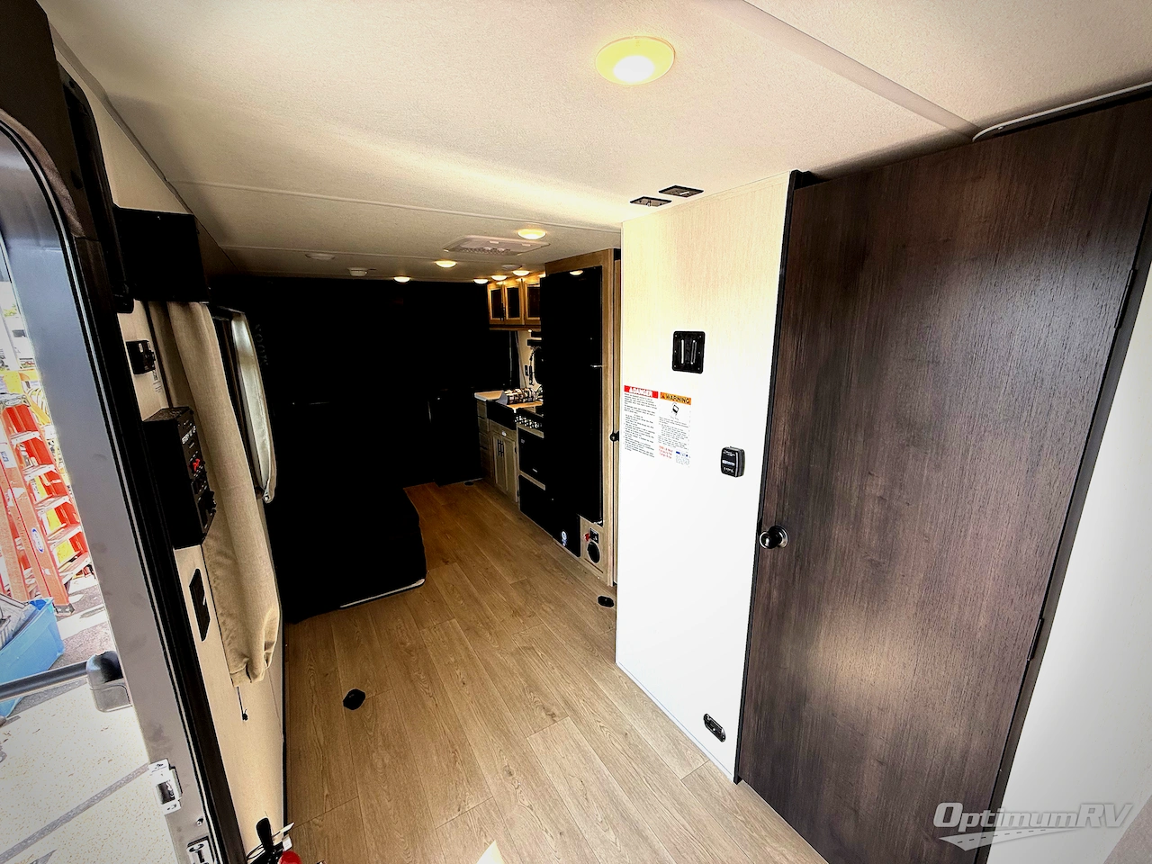 2026 Forest River Cherokee Grey Wolf Black label 18RRBL Photo 6