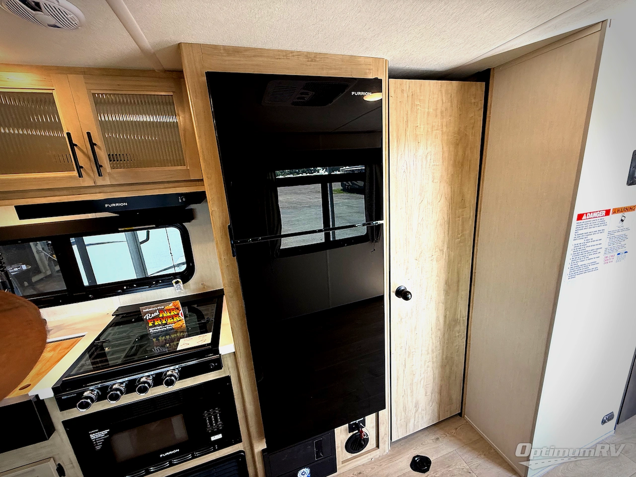 2026 Forest River Cherokee Grey Wolf Black label 18RRBL Photo 12