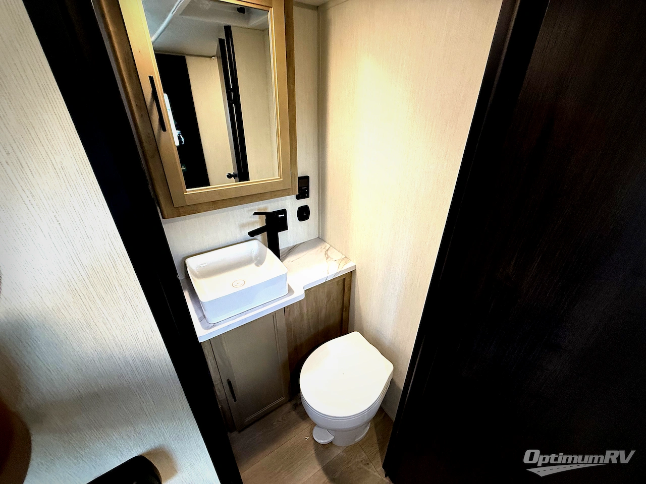 2026 Forest River Cherokee Grey Wolf Black label 18RRBL Photo 18