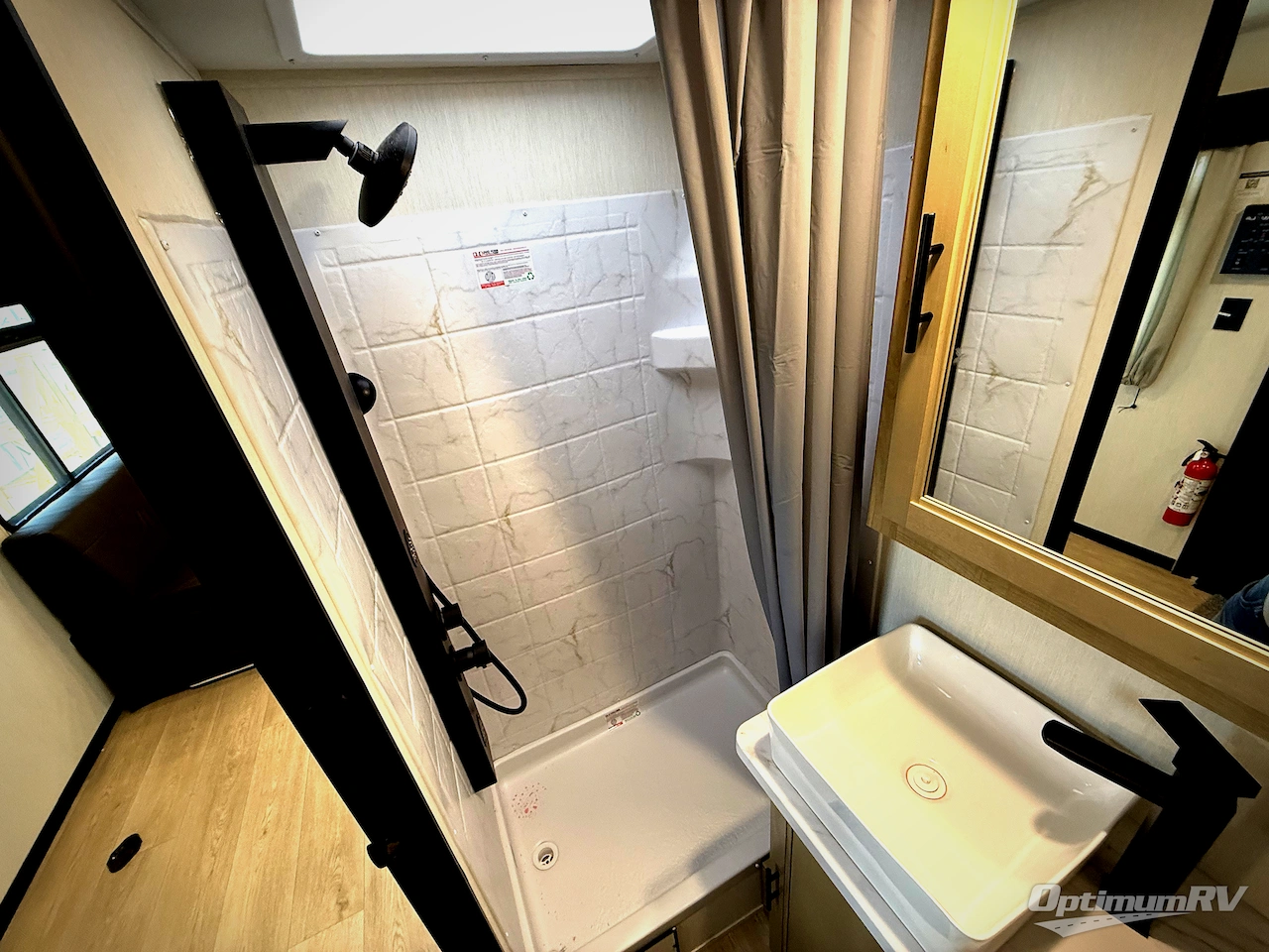 2026 Forest River Cherokee Grey Wolf Black label 18RRBL Photo 19