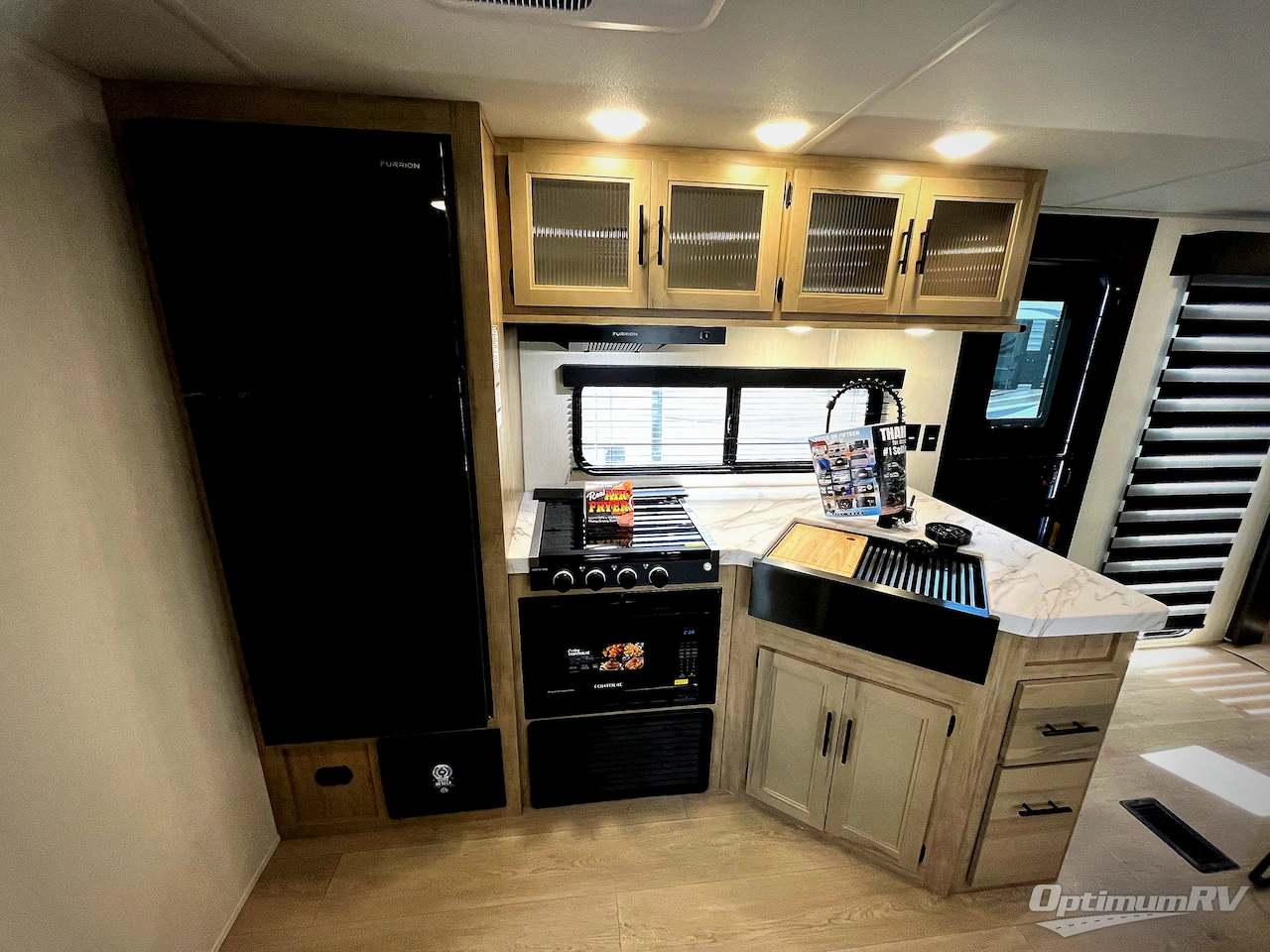 2026 Forest River Cherokee Wolf Den 306MM Photo 14