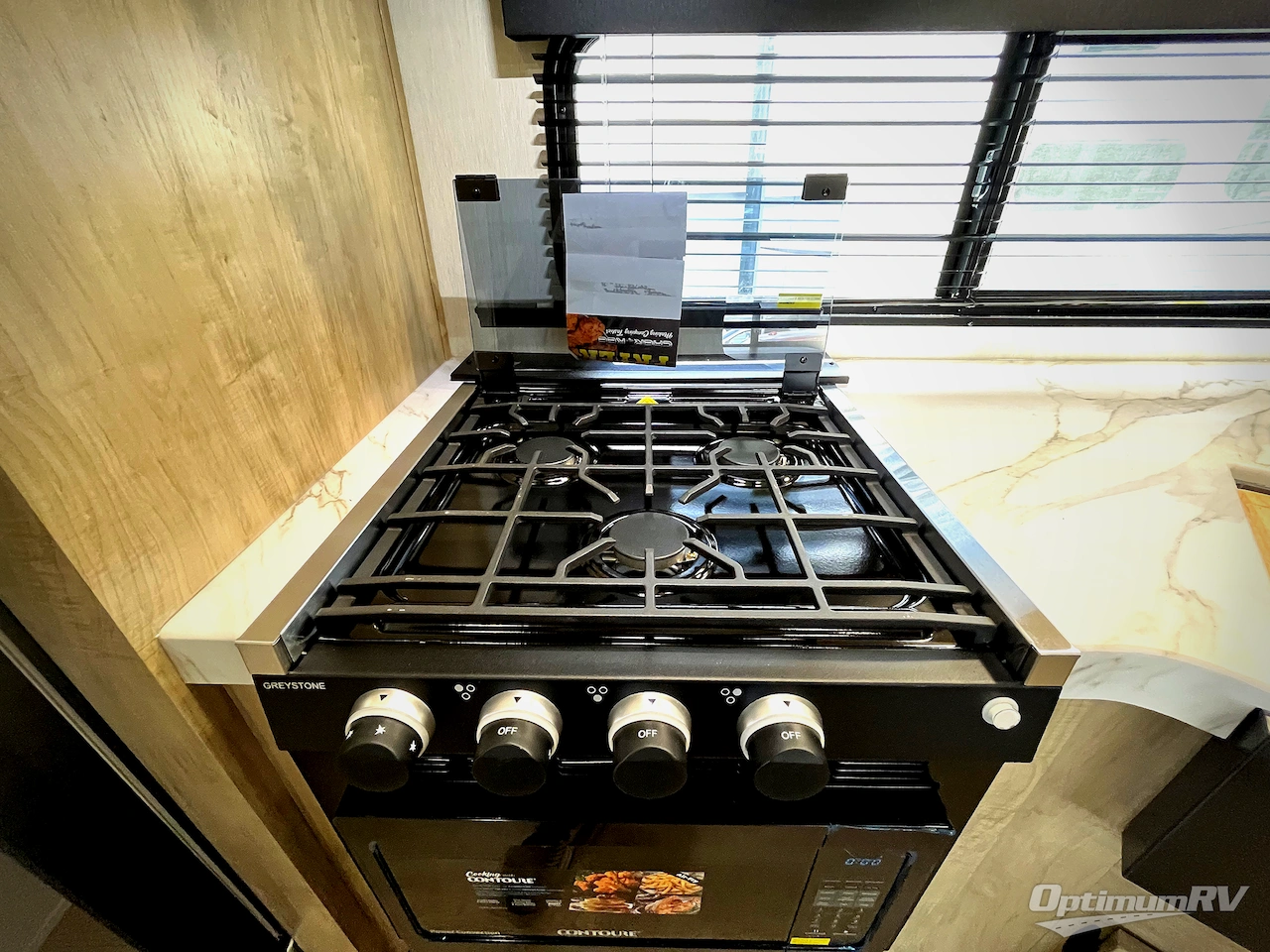 2026 Forest River Cherokee Wolf Den 306MM Photo 17