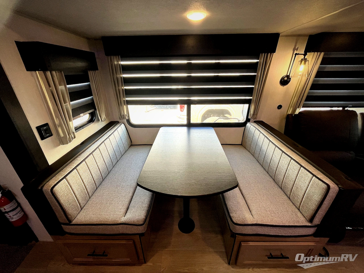 2026 Forest River Cherokee Wolf Den 273XLK Photo 5