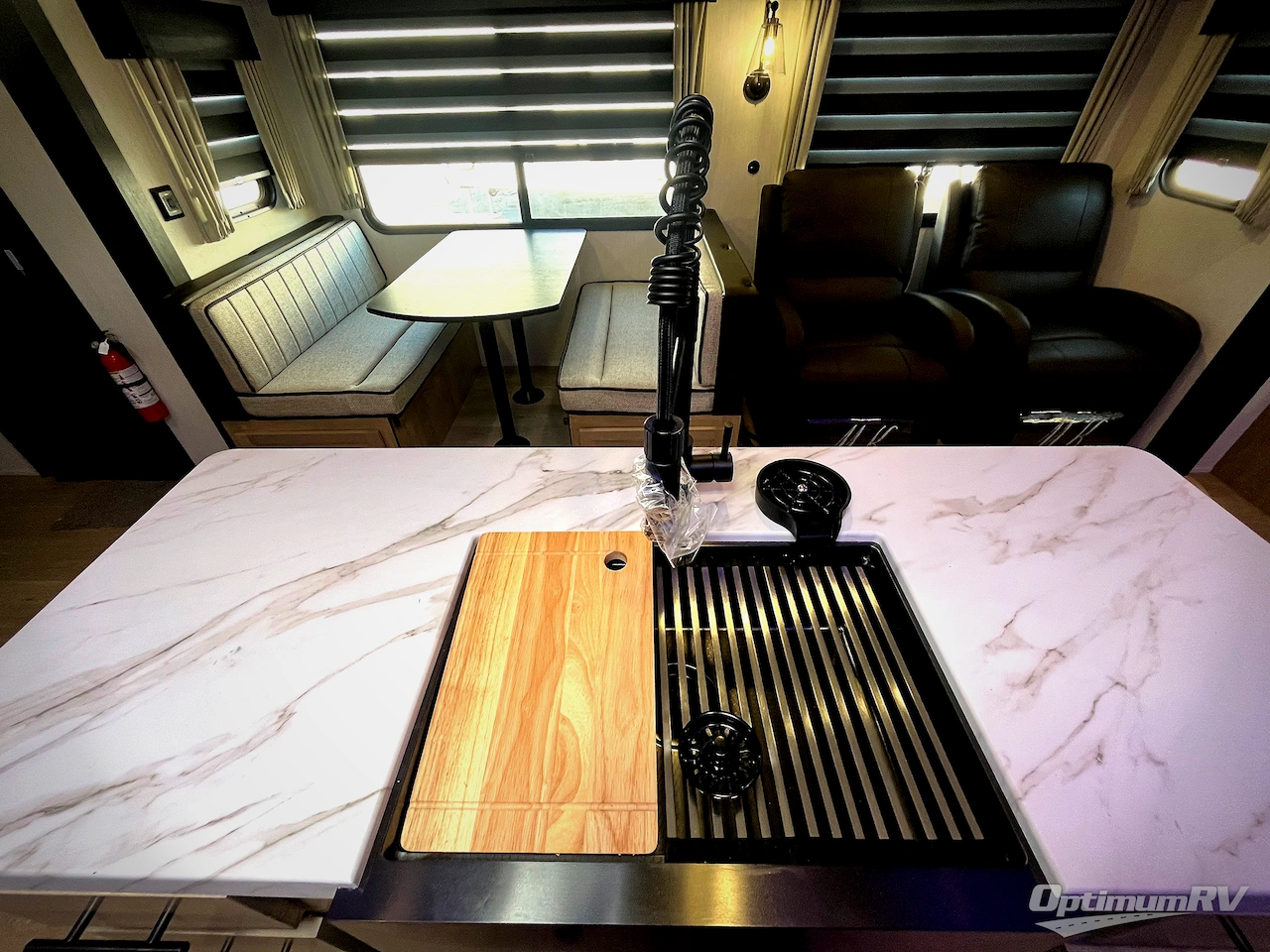 2026 Forest River Cherokee Wolf Den 273XLK Photo 9