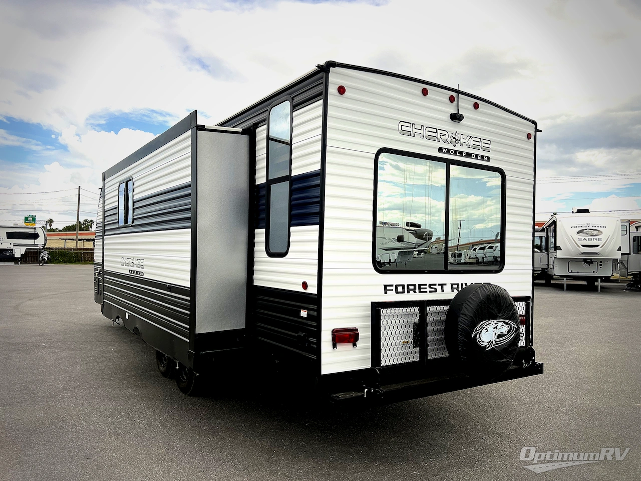 2026 Forest River Cherokee Wolf Den 273XLK Photo 3