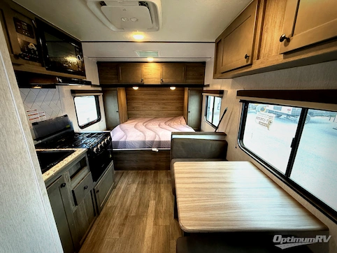 2025 Sunset Park Sun Lite 18RD RV Photo 2