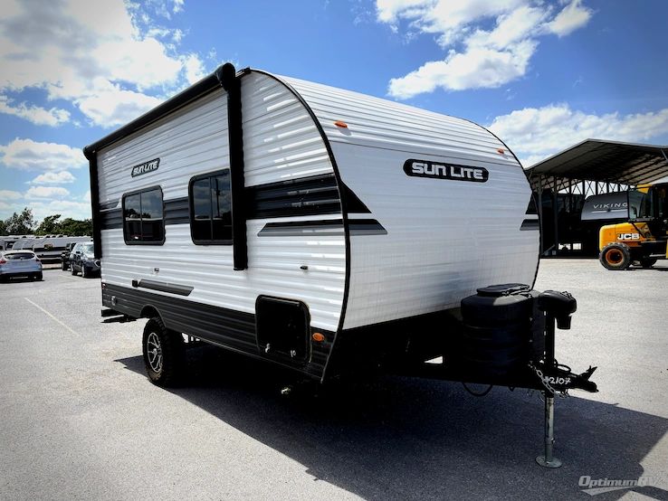 2025 Sunset Park Sun Lite 18RD RV Photo 1
