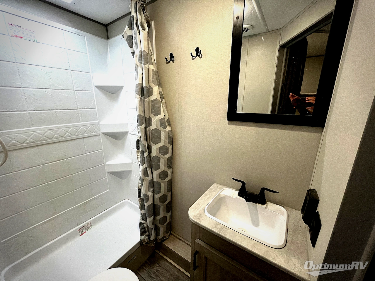 2025 Coachmen Catalina Summit Series 8 261BHS Photo 12