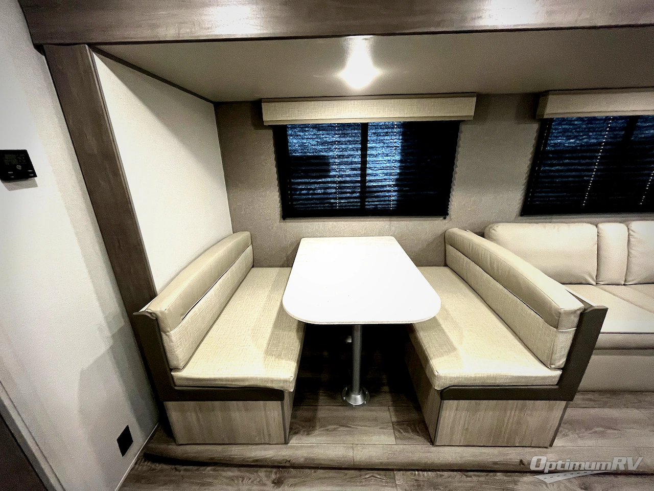 2025 Coachmen Catalina Summit Series 8 261BHS Photo 15