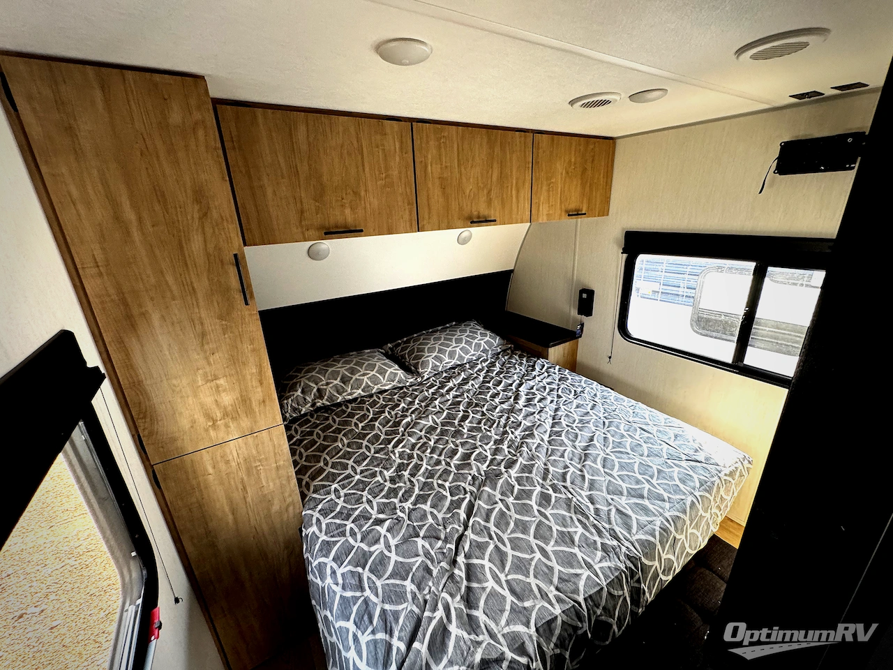 2026 Forest River Cherokee Grey Wolf 26KF Photo 11