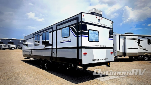 2027 Forest River Cherokee Alpha Wolf 32BHX RV Photo 2