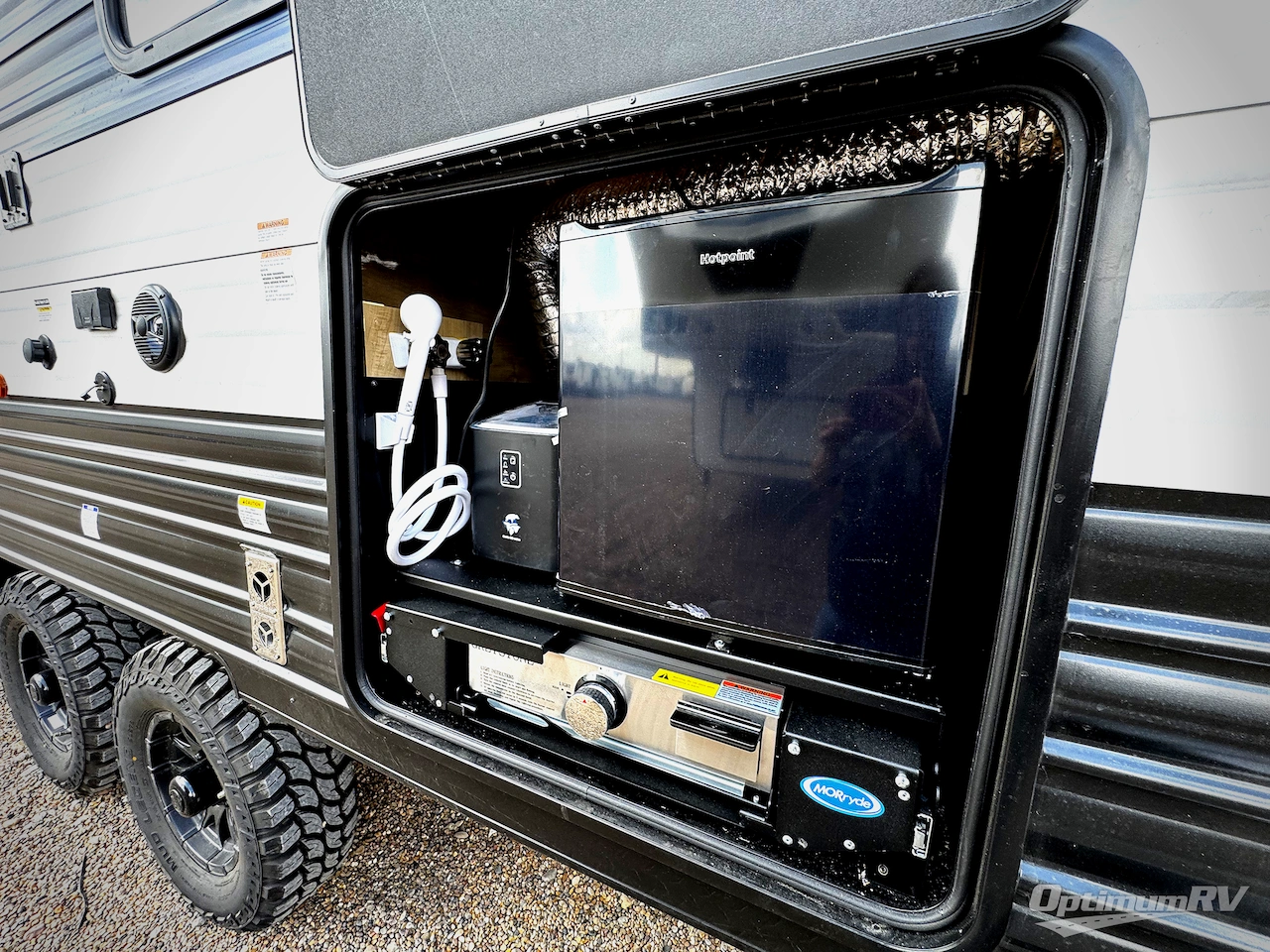 2026 Forest River Cherokee Grey Wolf 28RRT Photo 13