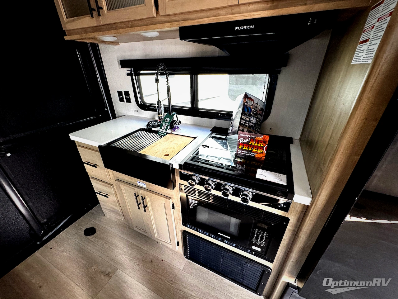 2026 Forest River Cherokee Grey Wolf 18RR Photo 7