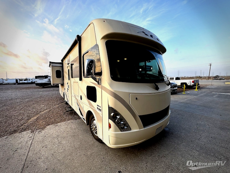 2018 Thor ACE 32.1 RV Photo 1