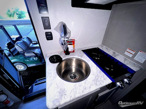 2026 Coachmen Clipper 4K Series 18FQ RV Photo 4