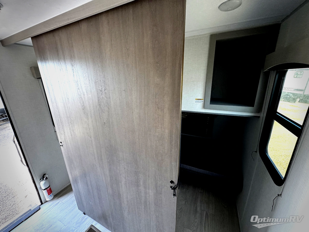 2026 Coachmen Clipper 6K Series 282DORM Photo 6