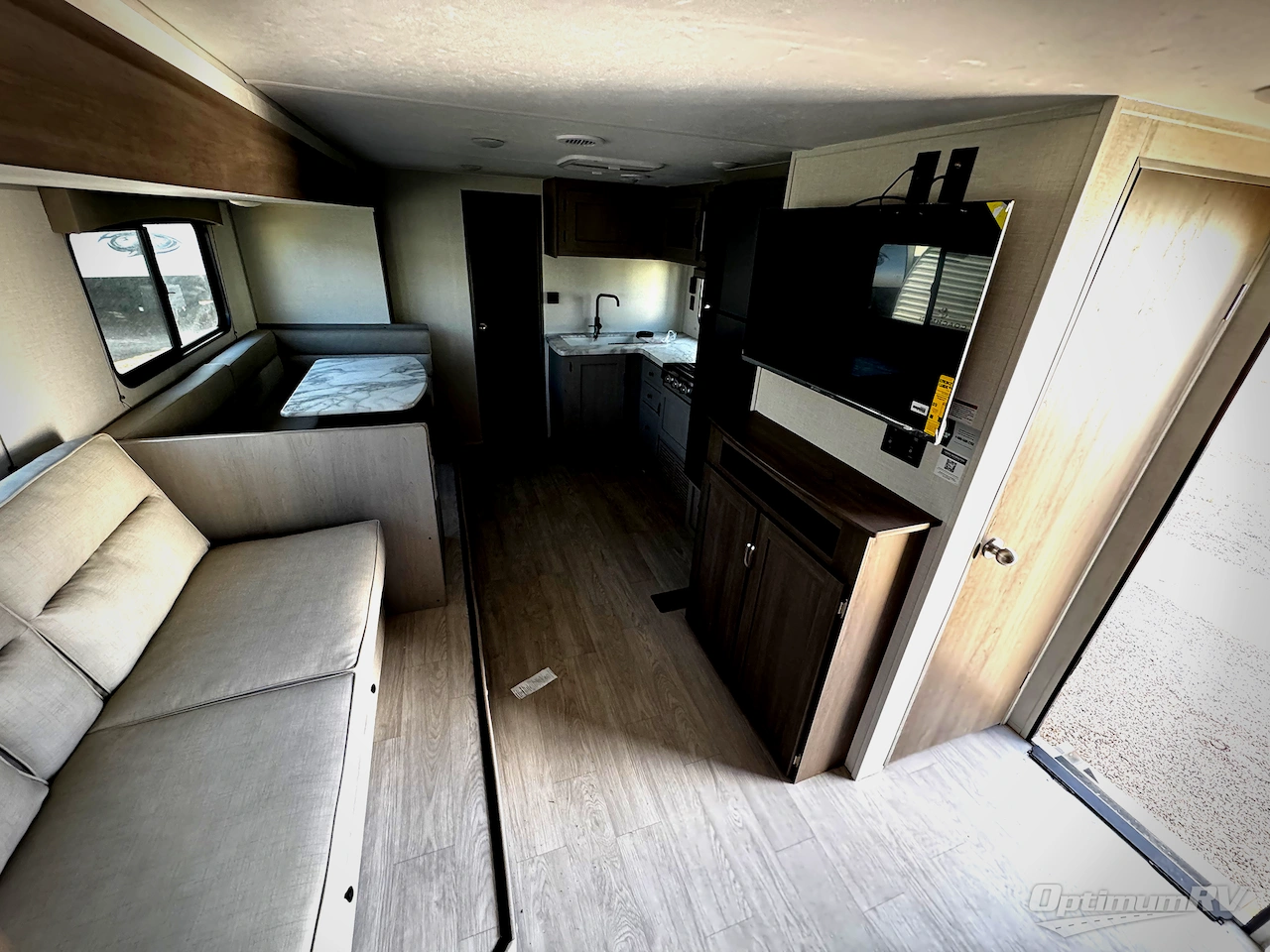 2026 Coachmen Clipper 6K Series 282DORM Photo 9