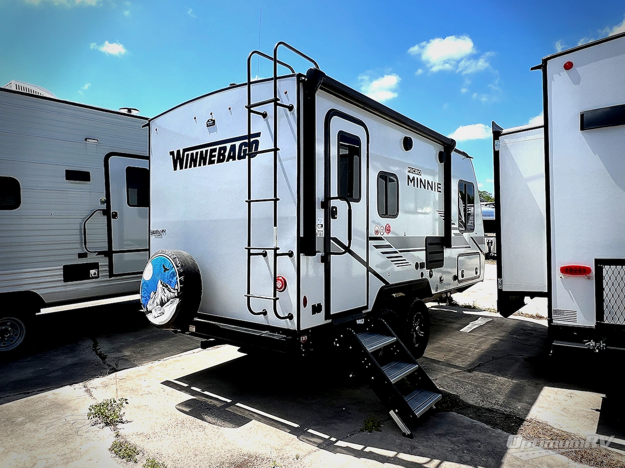2022 Winnebago Towables Micro Minnie 1808FBS Photo 2