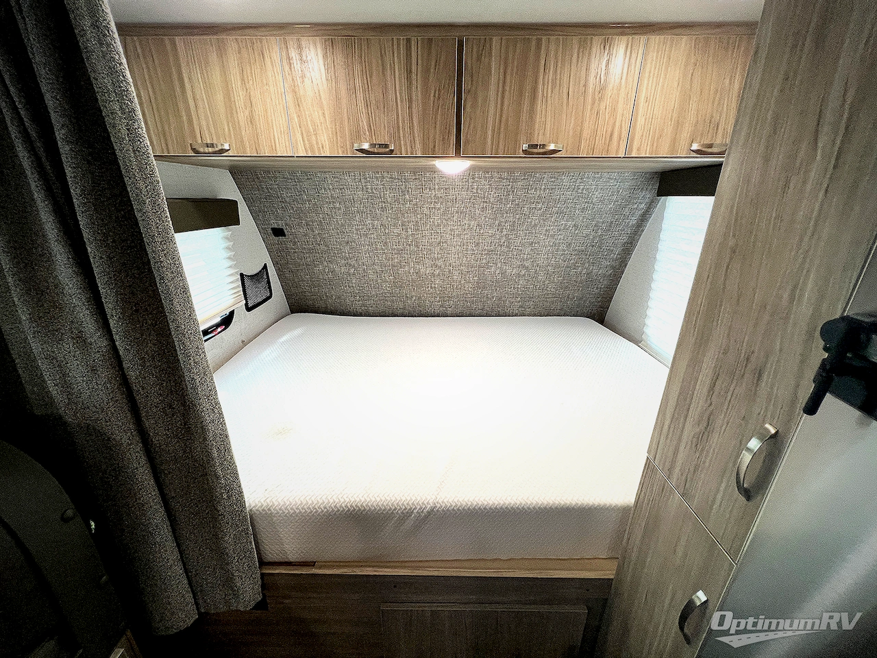 2022 Winnebago Towables Micro Minnie 1808FBS Photo 7