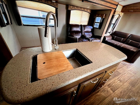 2017 Keystone Laredo 335MK RV Photo 3