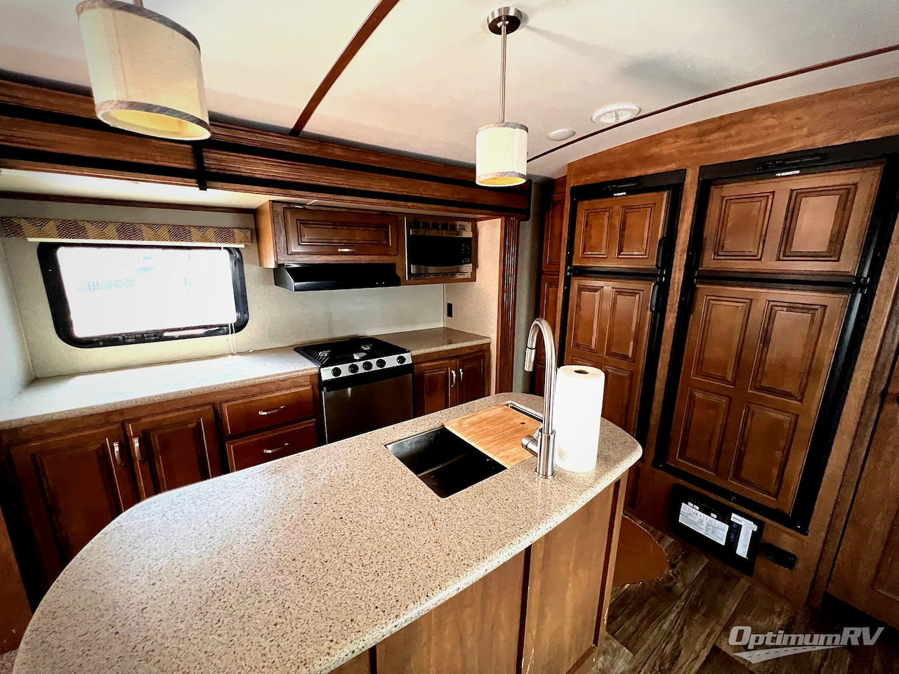 2017 Keystone Laredo 335MK Photo 6