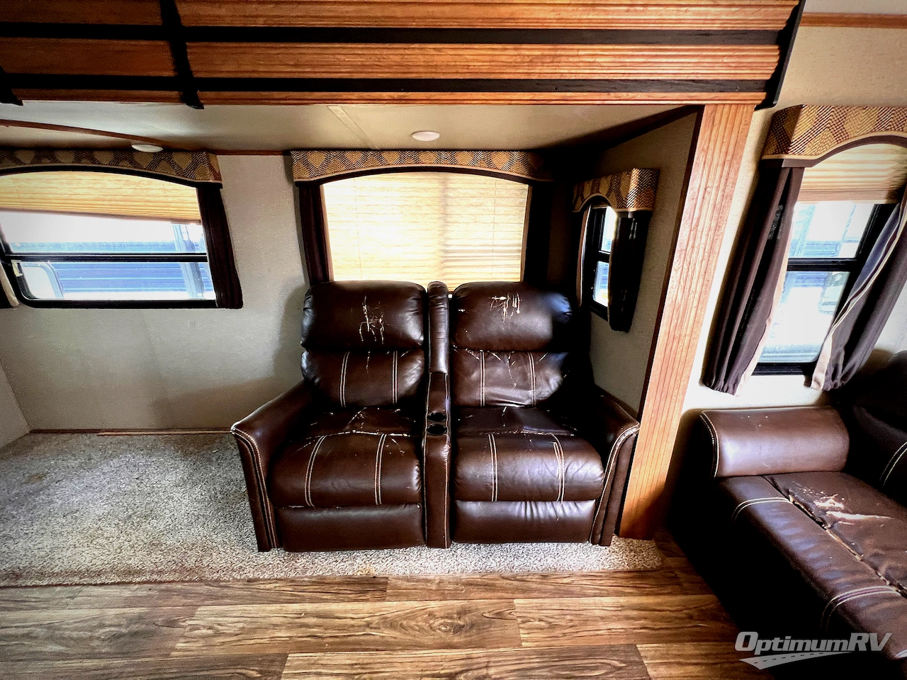 2017 Keystone Laredo 335MK Photo 12