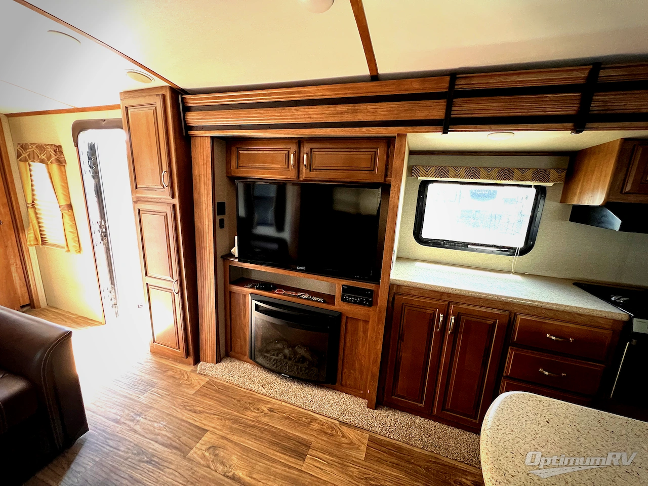 2017 Keystone Laredo 335MK Photo 14