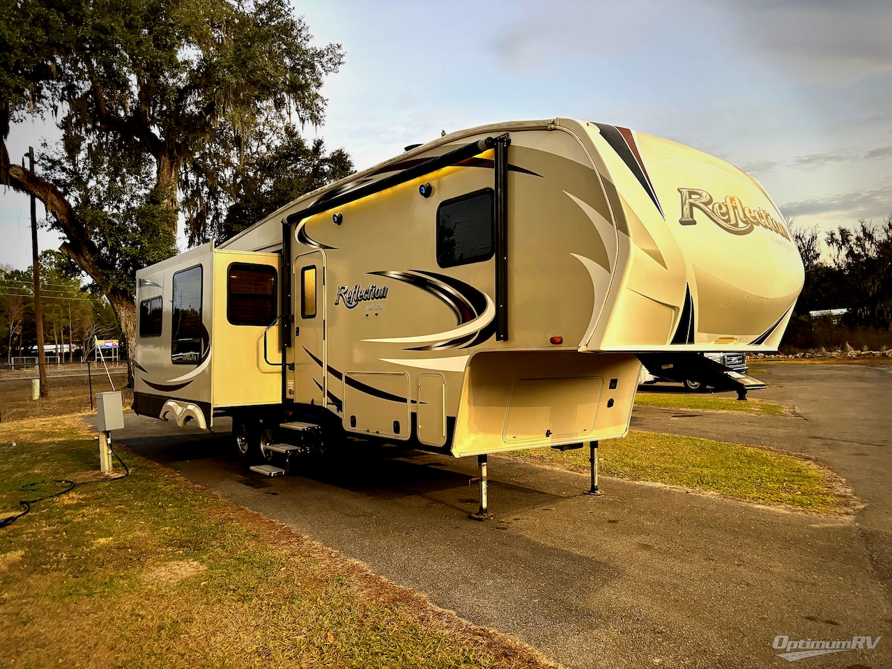 2016 Grand Design Reflection 303RLS Photo 1