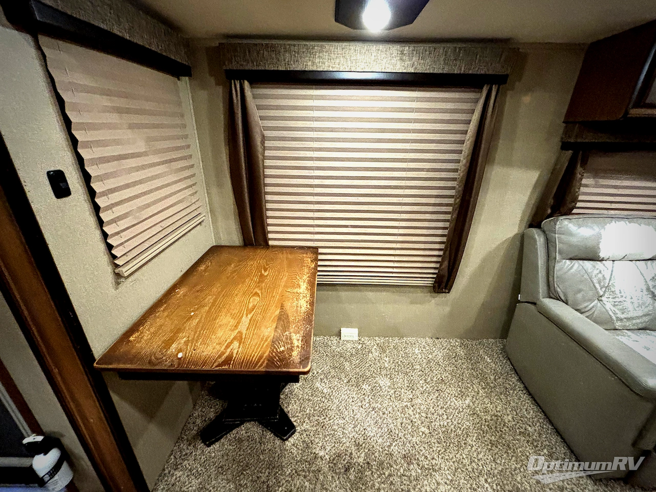 2016 Grand Design Reflection 303RLS Photo 14