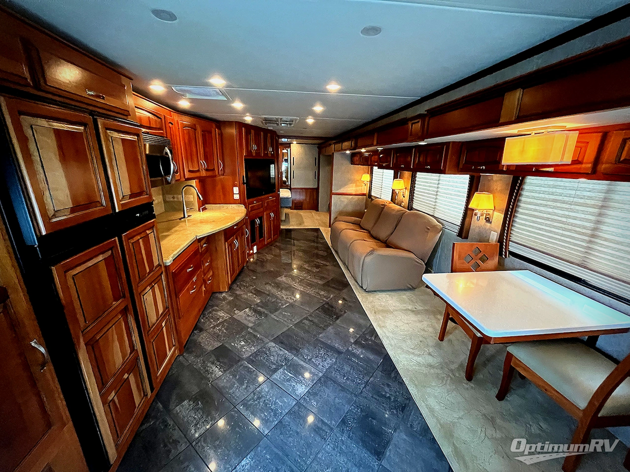 2009 Newmar Dutch Aire 4331 Photo 5