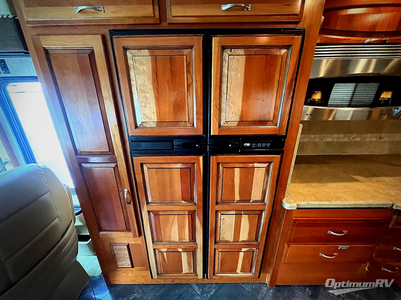 2009 Newmar Dutch Aire 4331 Photo 16