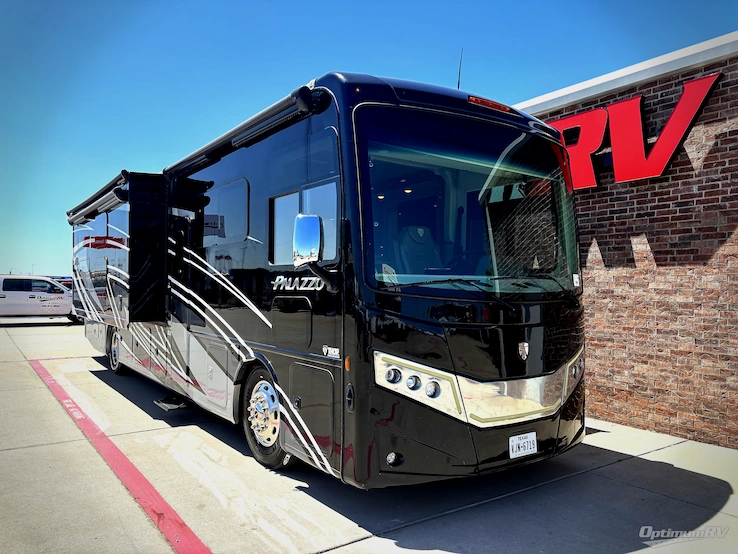 2023 Thor Palazzo 37.6 RV Photo 1
