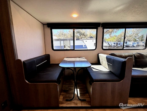 2022 Dutchmen Kodiak SE 28SBH RV Photo 3