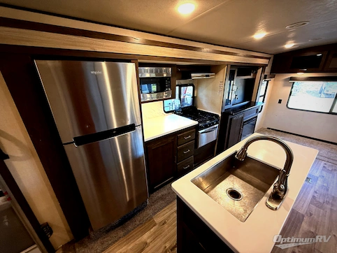 2018 Forest River Wildwood Heritage Glen 272RL RV Photo 3