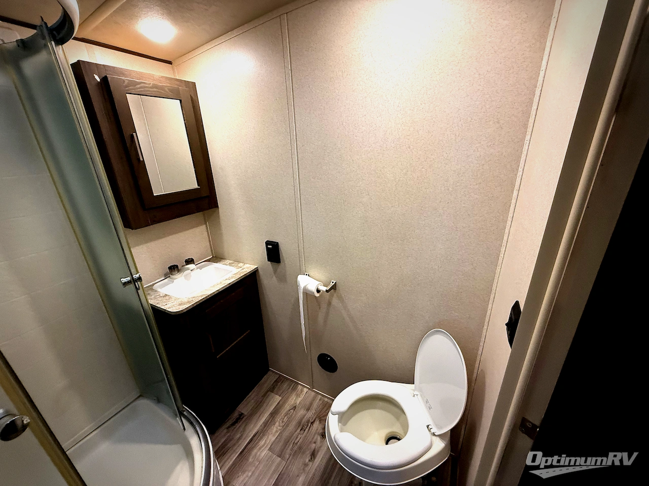 2018 Forest River Wildwood Heritage Glen 272RL Photo 15