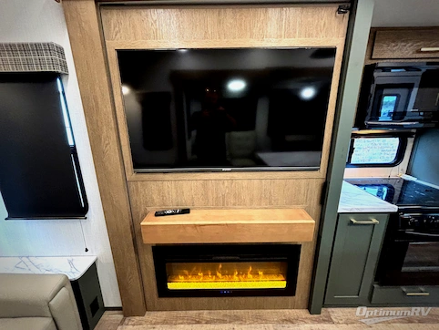 2024 Dutchmen Eddie Bauer 3100RL RV Photo 2