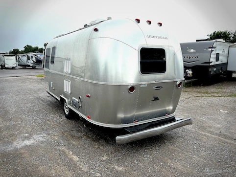 2012 Airstream Bambi 22 RV Photo 2